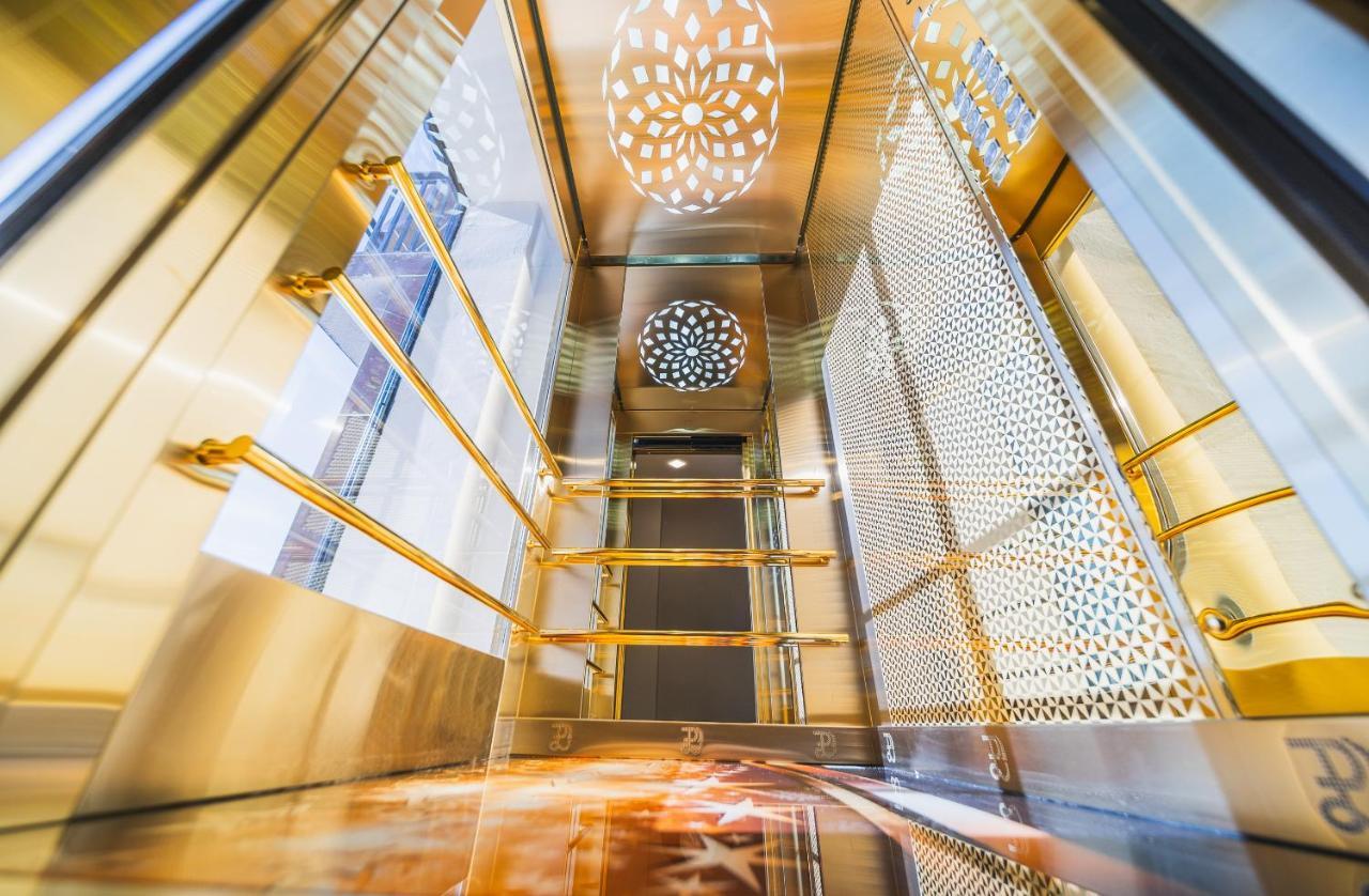 Hotel Residence Plaza Tbilisi Bagian luar foto