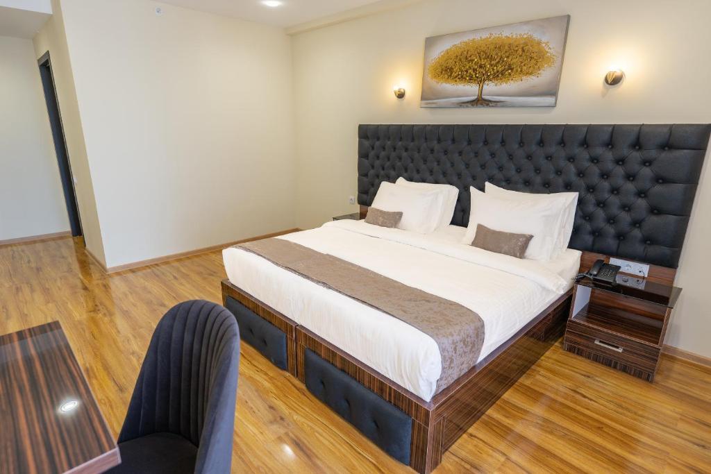 Hotel Residence Plaza Tbilisi Bagian luar foto