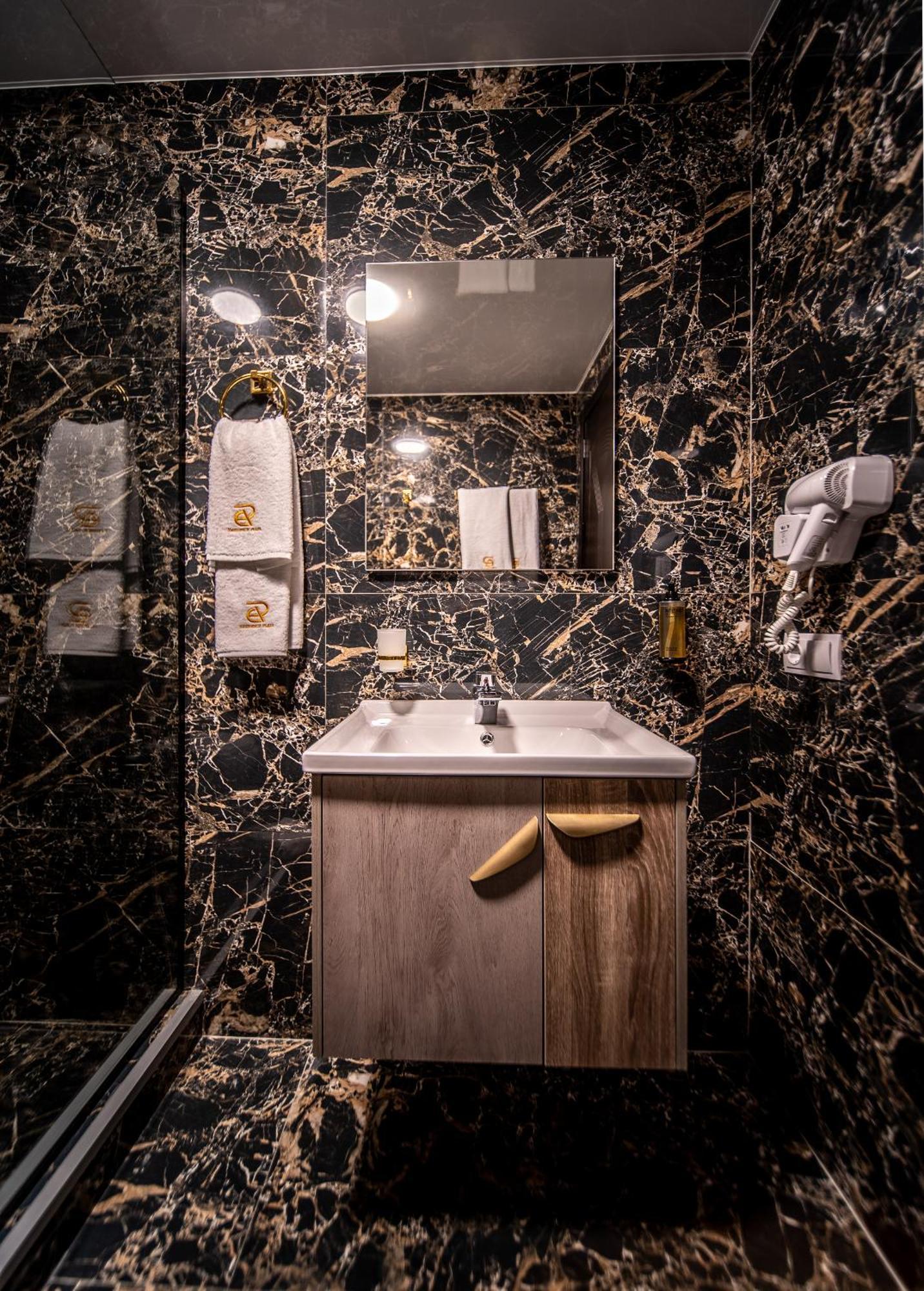 Hotel Residence Plaza Tbilisi Ruang foto